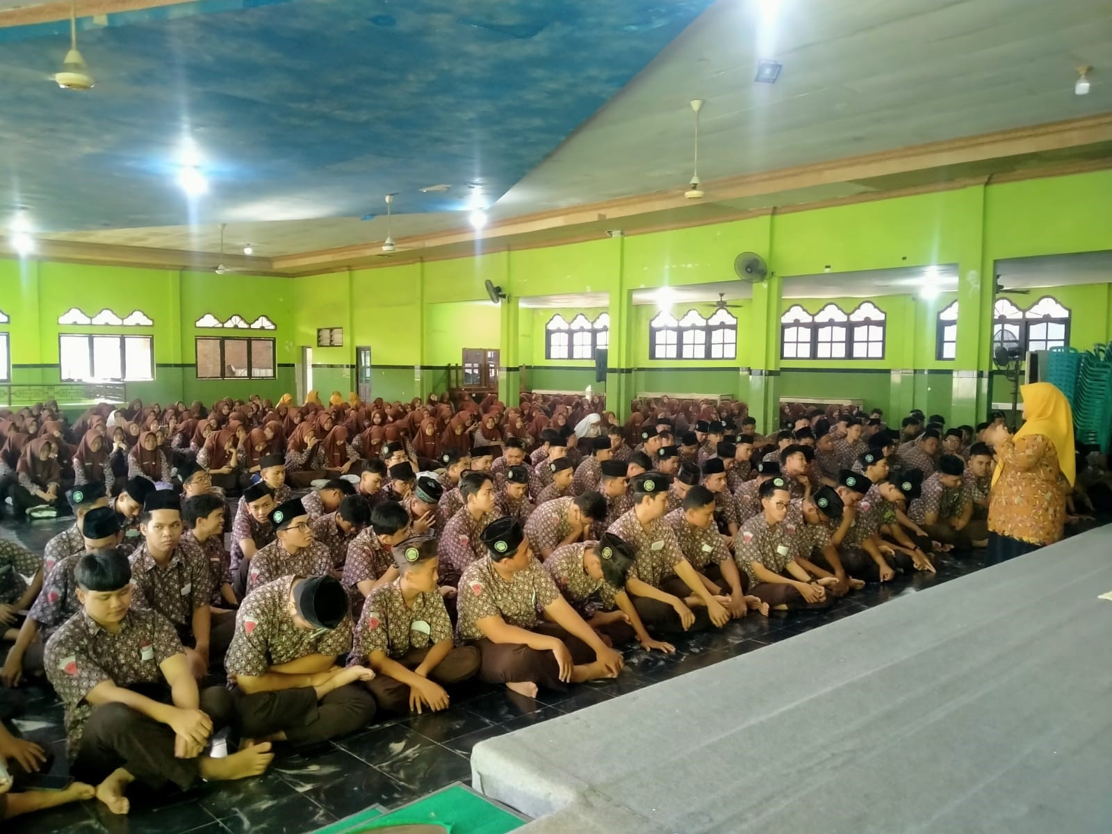 Membanggakan, 82 Siswa SMA Wachid Hasyim 2 Taman Sidoarjo Diterima di PTN